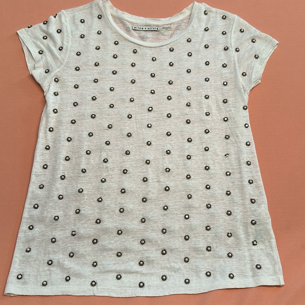 New Alice and Olivia BeadedTop. Size M.